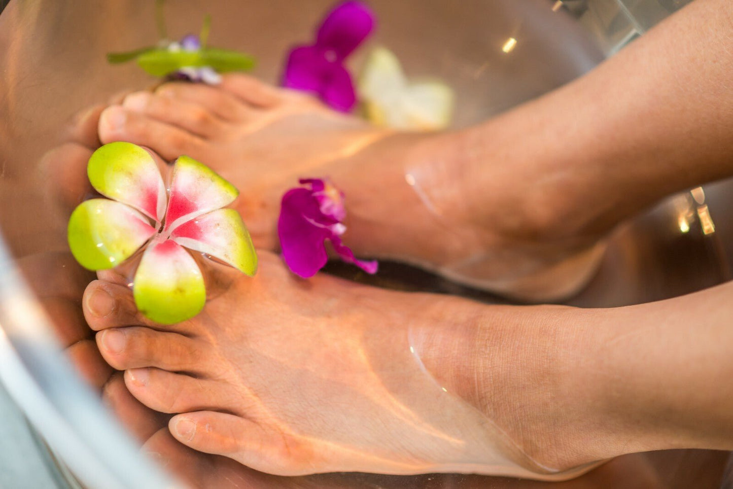 Foot Spa Oil Feet Soak Tired Cracked Aching Feet Natural Odour Refreshing Blend - Herbalshire Handmade Herbal Products