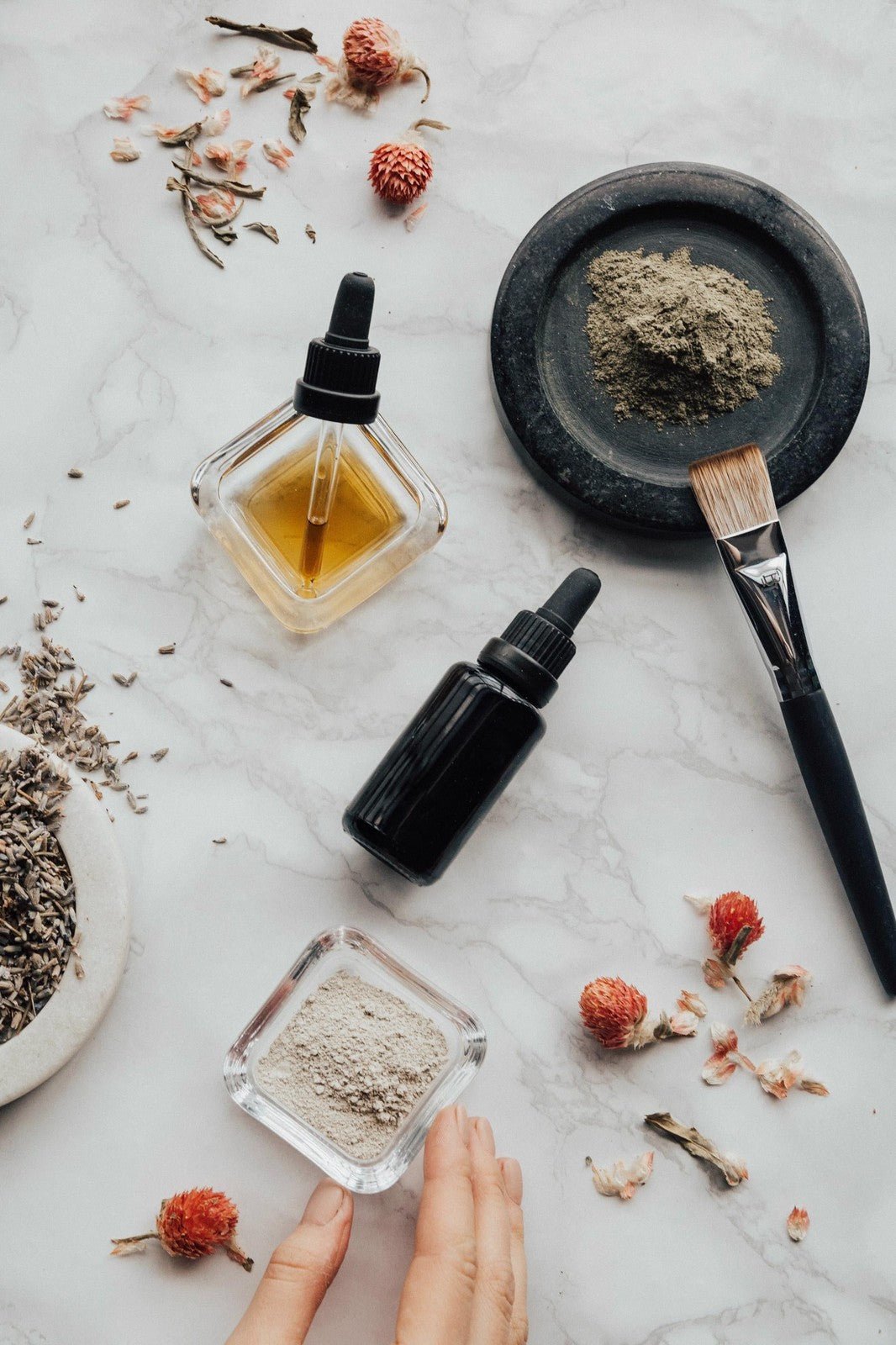 Frozen Shoulder Massage Oil Natural Relief Treatment Blue Yarrow Essential Oil - Herbalshire Handmade Herbal Products