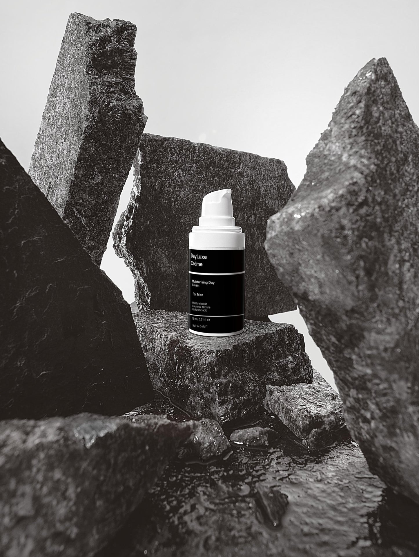 Noir & Gold™ DayLuxe Crème For Men - Herbalshire Handmade Herbal Products