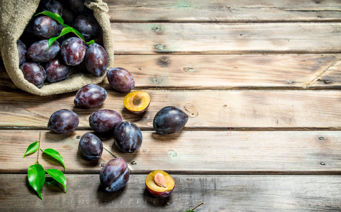 Plum Oil for Skin and Hair - Nourishing and Moisturizing Rich in Antioxidants a - Herbalshire Handmade Herbal Products