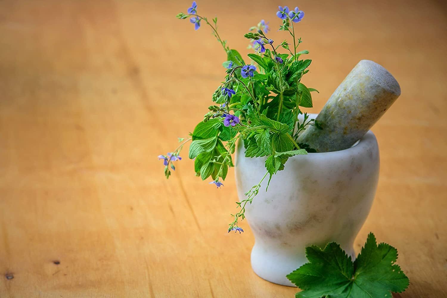 Herbal Natural Soothing Muscle Rub Cream - Perfect for Active Individuals - Herbalshire Handmade Herbal Products