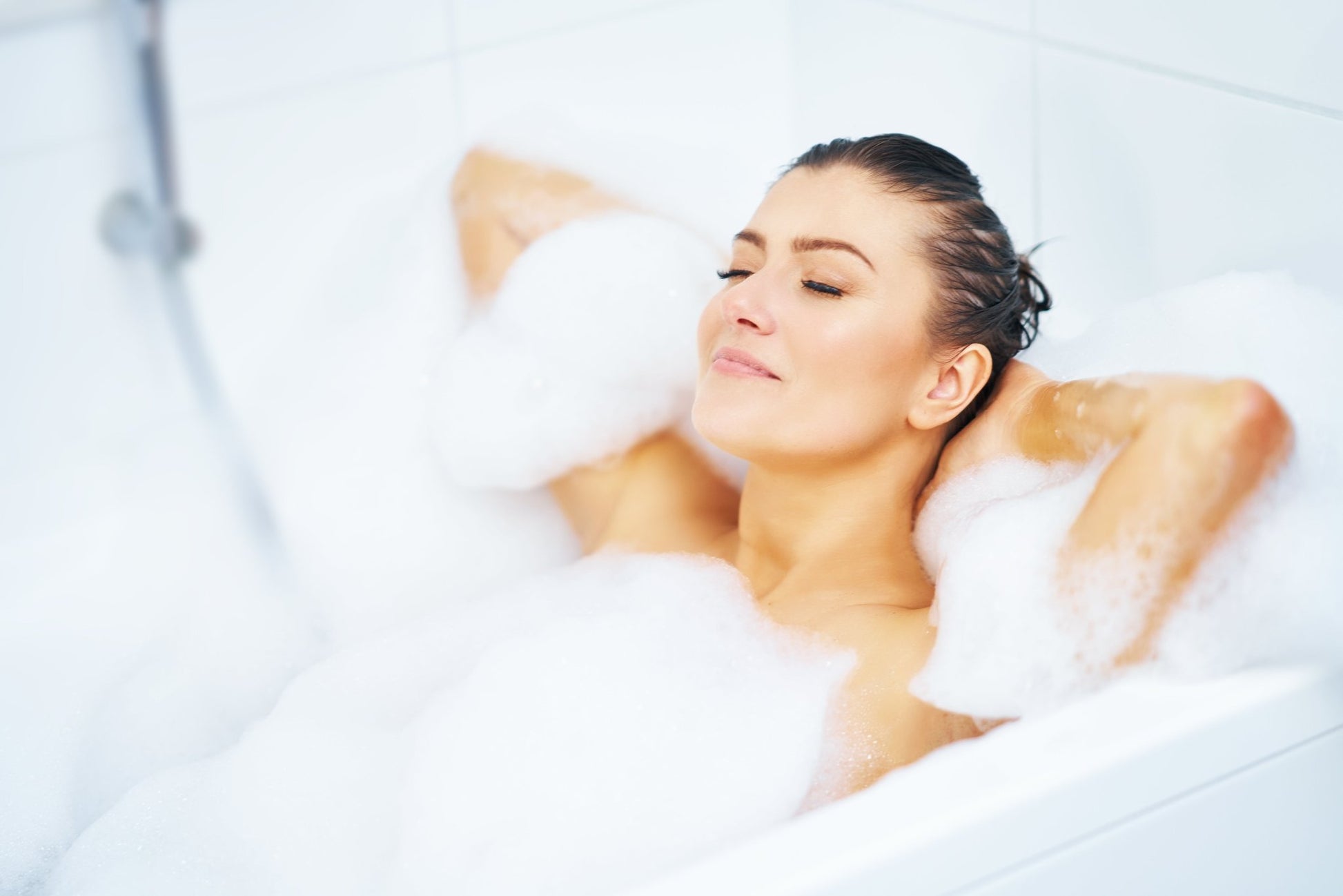 Herbalshire Cold & Flu Bubble Bath - 250ml - Relaxing Blend with Tea Tree & Euc - Herbalshire Handmade Herbal Products