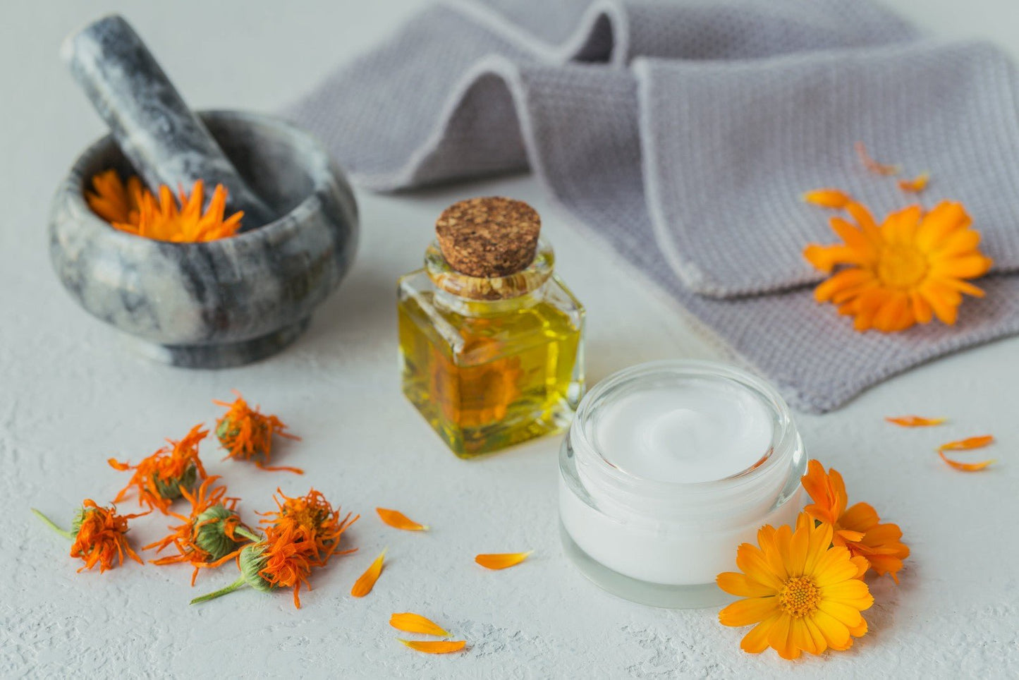 Herbalshire Premium Arnica Ointment & Oil - Natural Relief for Bruising & Swell - Herbalshire Handmade Herbal Products