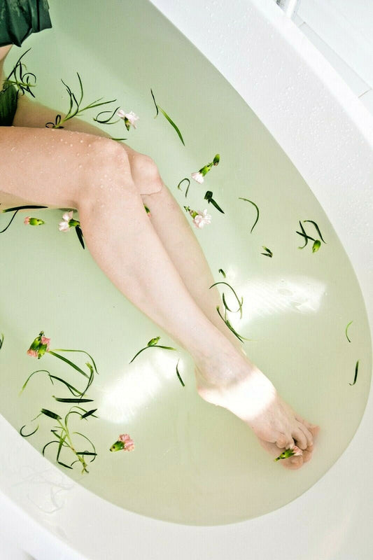 Mum Bubble Bath 250ml Natural Handmade Gift Product Organic Base Luxurious - Herbalshire Handmade Herbal Products