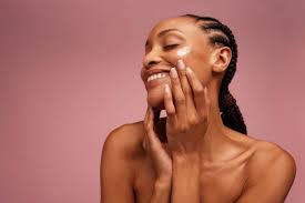 Noir & Gold™ Brightening Essence - Herbalshire Handmade Herbal Products