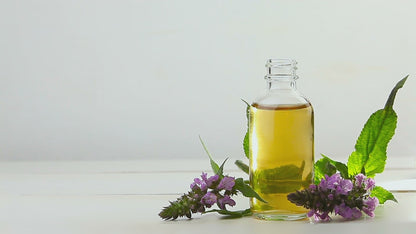 Comfrey Oil Infused Oil for Rapid Healing of Skin Injuries and Broken Bones - Natural Herbal Remedy Handmade in Yorkshire