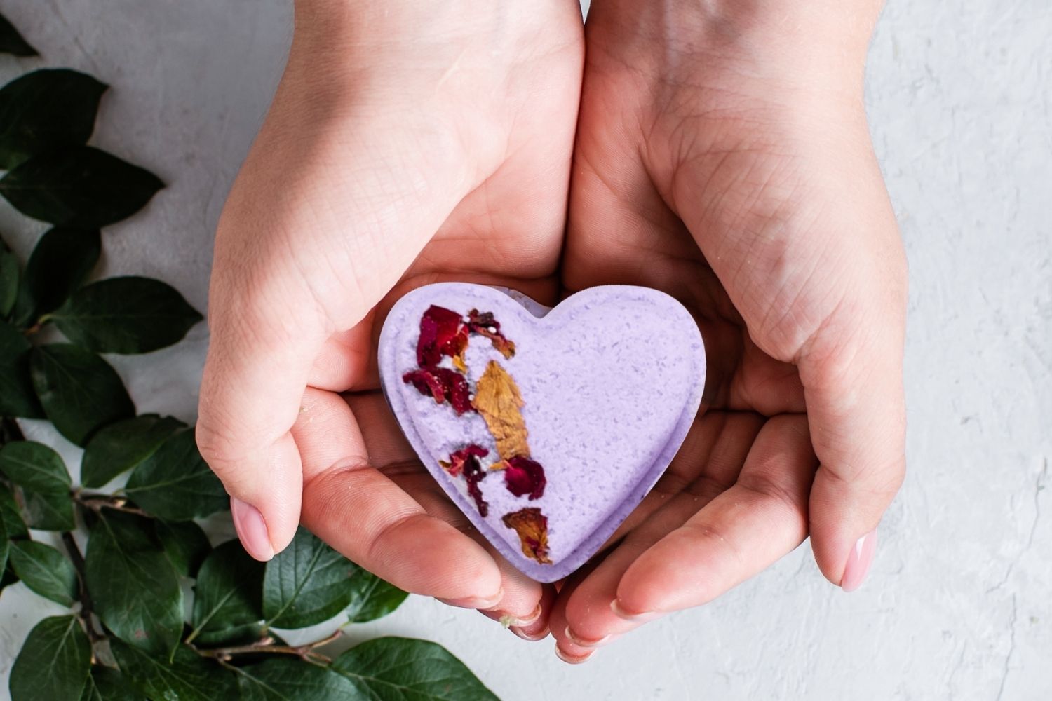 Set of 5 Heart Shaped Shower Steamers Package - in a Gift Box - Can be personalized - Herbalshire Handmade Herbal Products