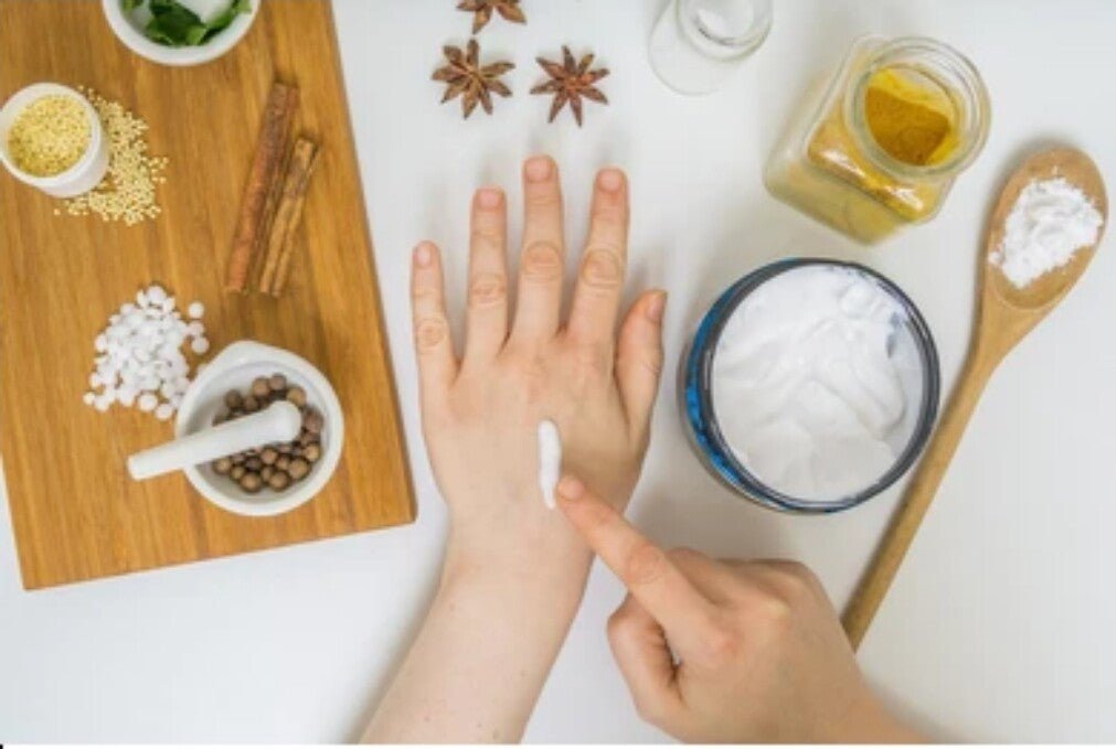 Sulphur Cream for Acne Eczema Rosacea – Natural Spot Treatment – Made in UK - Herbalshire Handmade Herbal Products