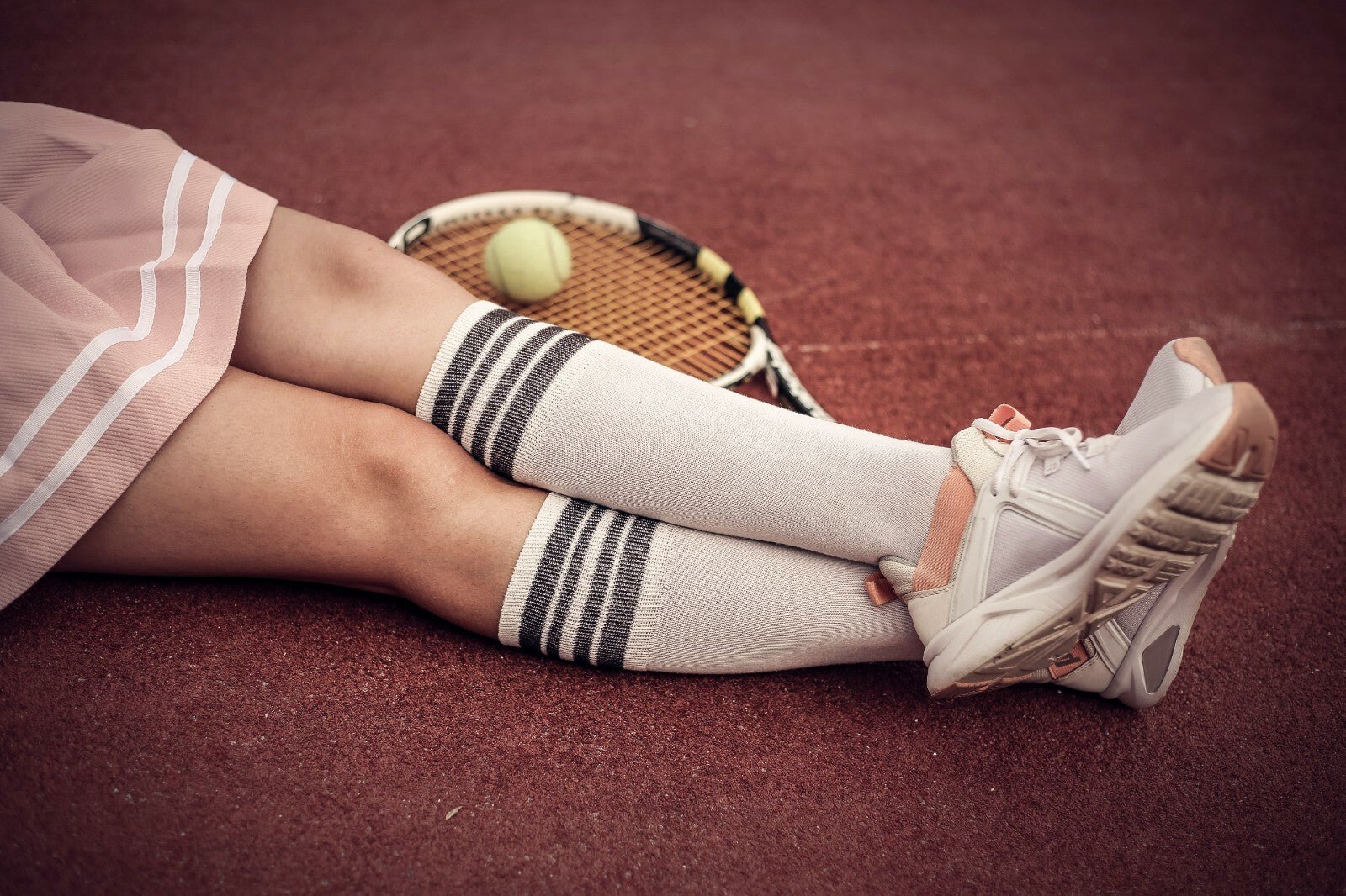 Tennis Players' Muscle Rub - Natural Herbal Massage Balm Cream for Tennis Player - Herbalshire Handmade Herbal Products