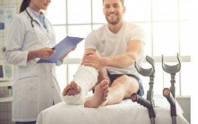 Comfrey Leaf Infused Oil - Natural Relief for Arthritis, Fractures & Sprains - Herbalshire Handmade Herbal Products